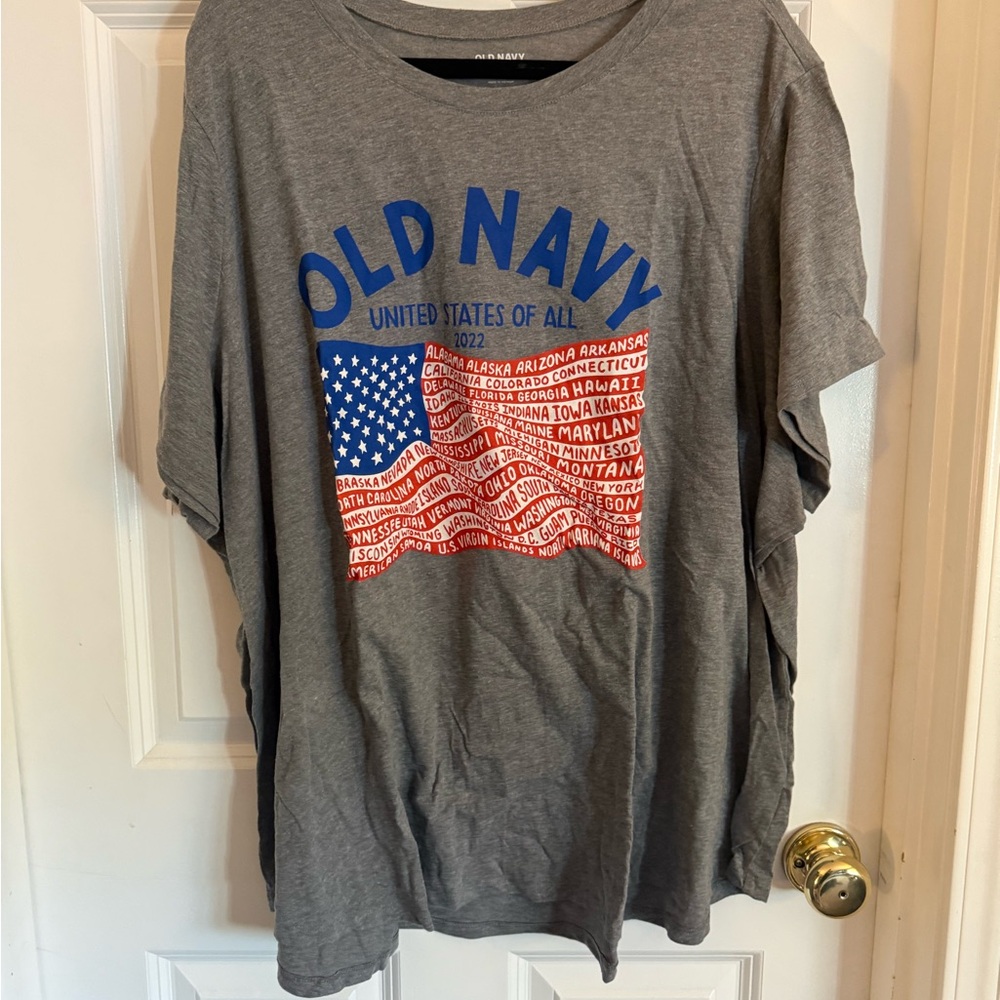 Old Navy Gray Tee with USA Flag Design